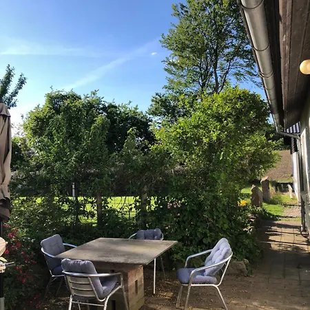 Leilighet Lindegaardapartment - Woods And Sea